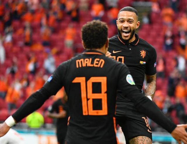 多特蒙德球 多特蒙德球