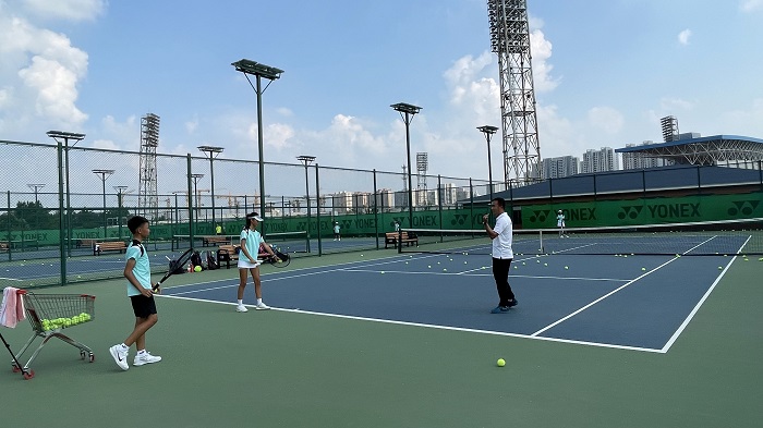 间足球语境 间足球语境